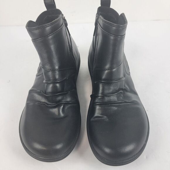 Clarks Laurieann Park Women's Black Leather Comfort Ankle Booties Zip Size 5M - Picture 8 of 10